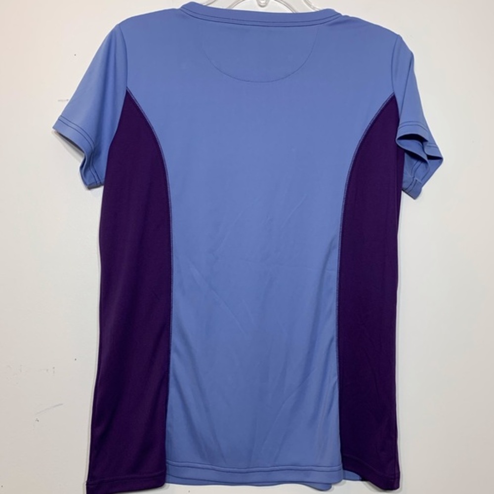 NWT Outback‎ Trading Co Athletic Ice Fil T-shirt - Picture 2 of 6